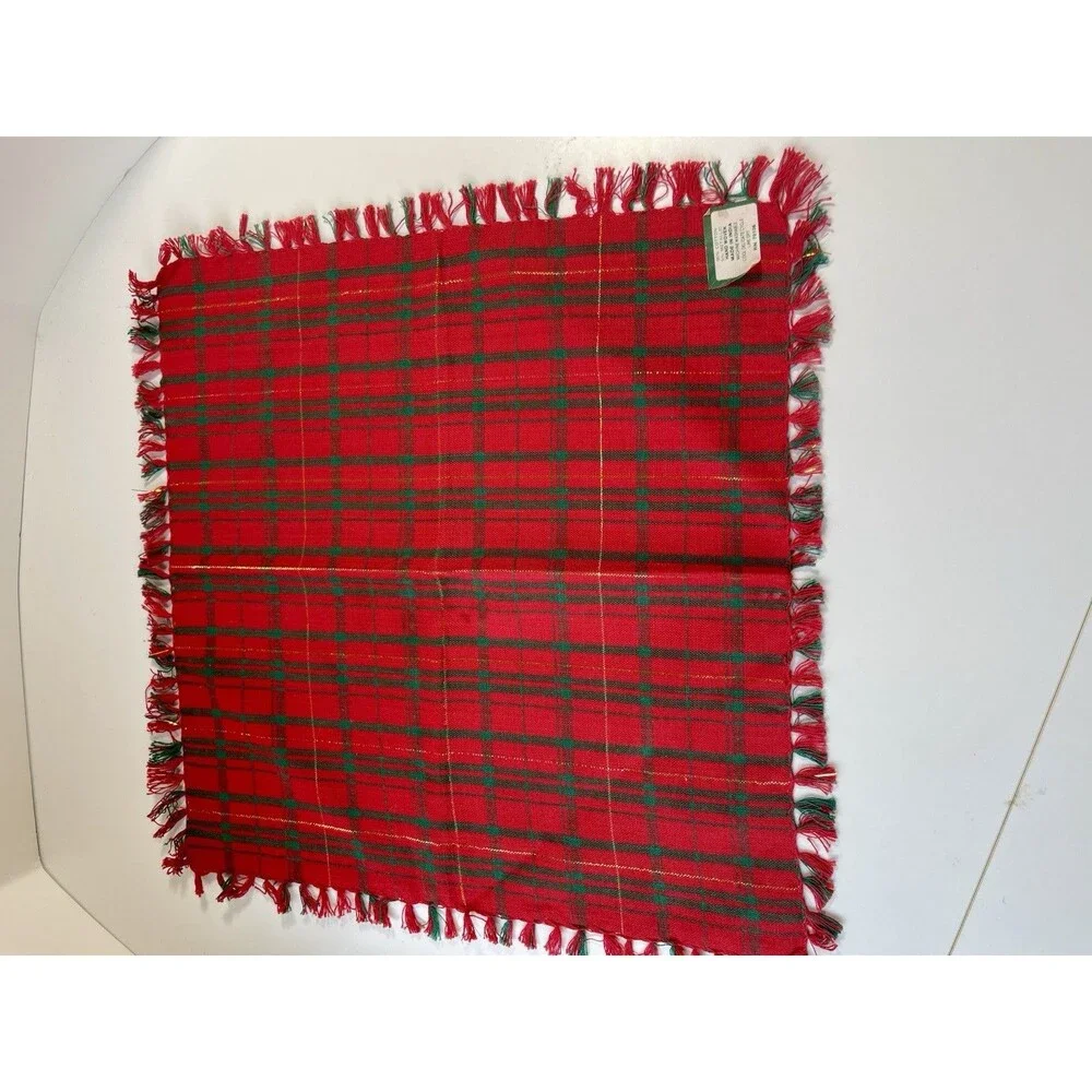 Christmas Napkins Set 4 Cloth Red & Green  W/ Gold Thread-Plaid/Tartan  Fringed